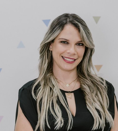 Dra. Bruna Martins Vargas Corrêa