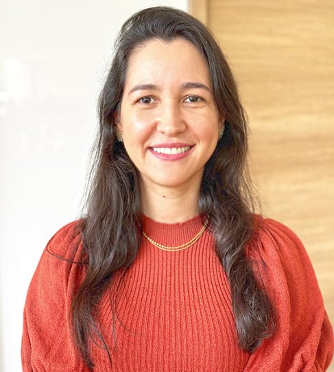 Dra. Camila Aguiar Lomonaco