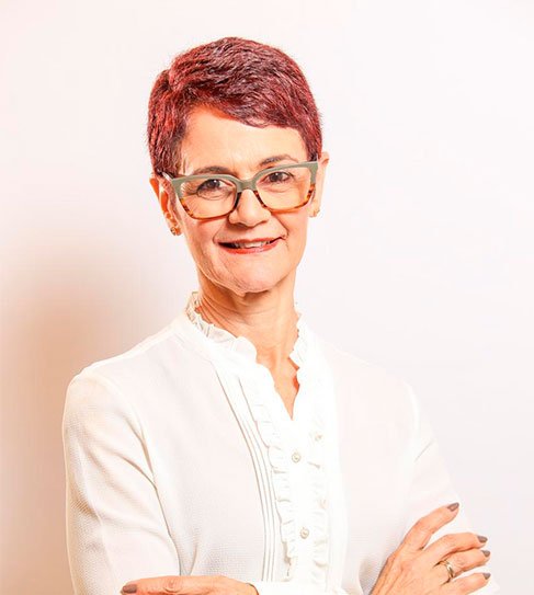 Dra. Mônica Flores